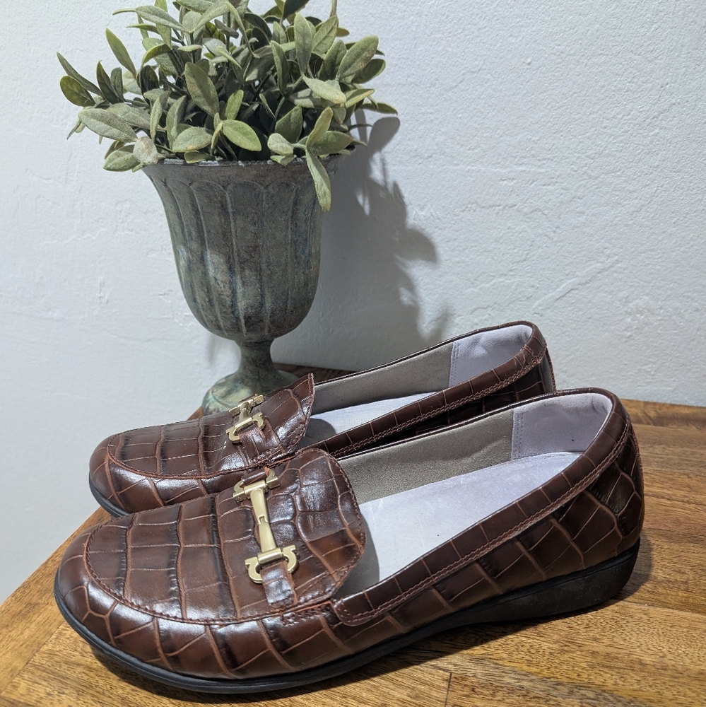 Aravon Womens Abbey Bit Loafer Brown Croco CI1064 Size 10-41.5‎
